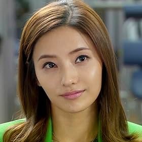 Han Chae-young